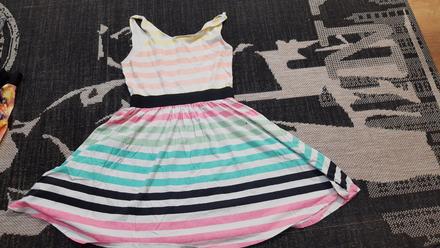 Dievčenské šaty, 152