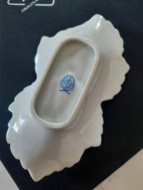 Herend porcelánový list, 