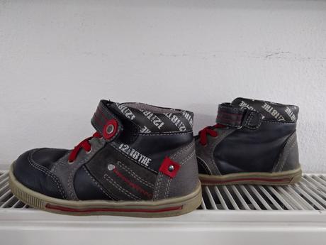 Prechodné topánky, 26