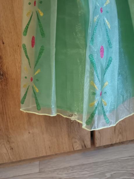 Šaty na karneval anna, 