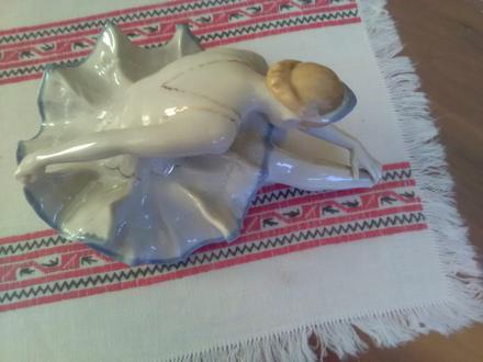 1166.balerina - soška,