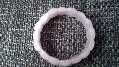 Náramok z ruženínu, 