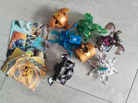 Hračky bakugan, 