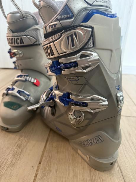 Lyžiarky dámske, tecnica,39