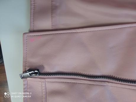 Dievčenské vetrovky, 122