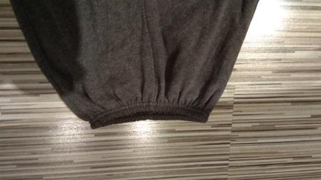 Predam detské tepláčiky, 110