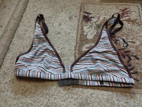 Dámska podprsenka, 70a