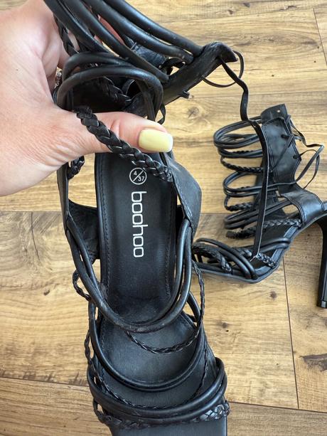 Sandálky boohoi, 37