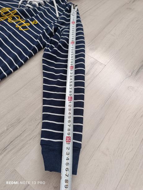 Pasikavá mikina, esmara,s