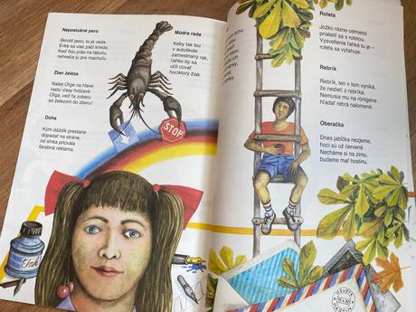 Krásna stará retromini knižka kde je dobre žirafe,