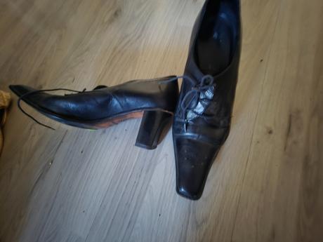 Dámske topanky, baťa,37