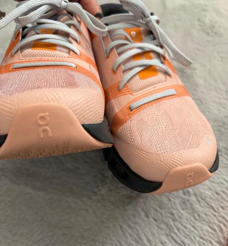 Bežecké tenisky, 41