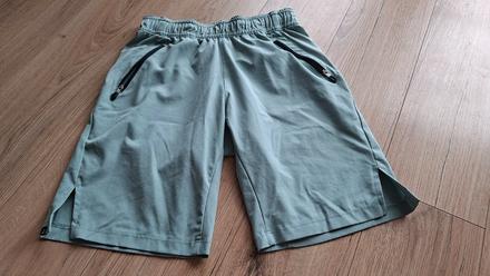 Sportove sortky, decathlon,152