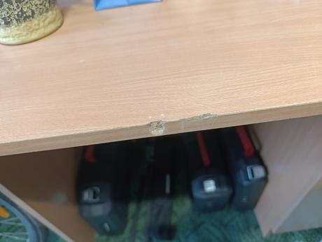 Nábytok do študentskej izby., 