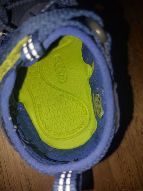 Keen cnx aj do vody, keen,22