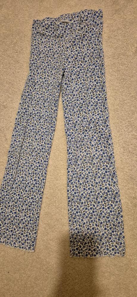 H&m nohavice 122, h&m,122