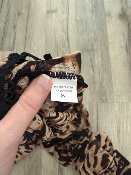 Leopardie priehľadné body, s