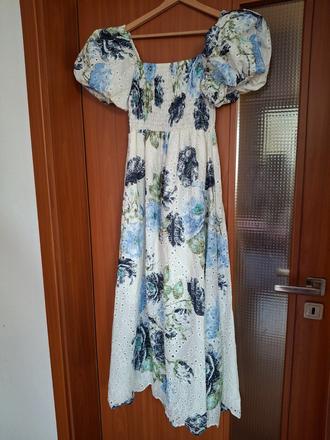 Romantické šaty, l