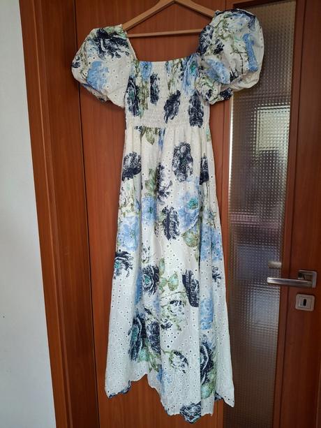 Romantické šaty, l