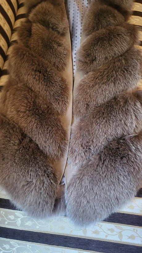 Kožušinova vesta prava liška., m