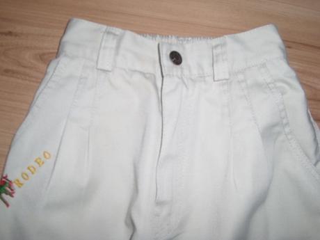 Svetlé nohavice, 122