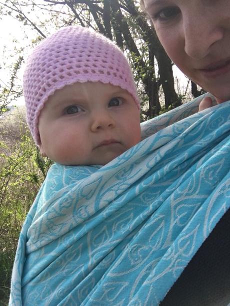 Šatka na nosenie, loktu she