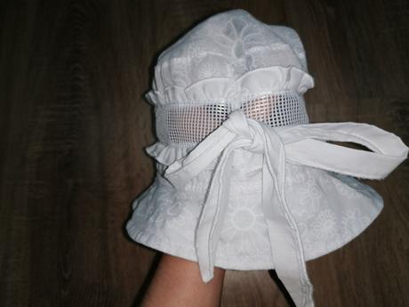 Letný klobúčik so sieťkou, 