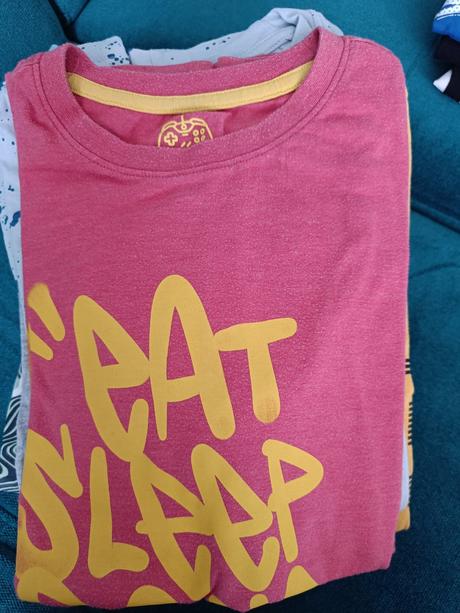 Balík tričiek, 140–152