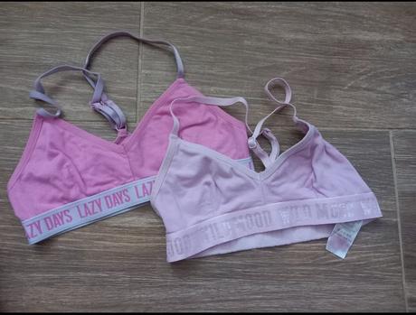 Podprsenky č.134-140, 134