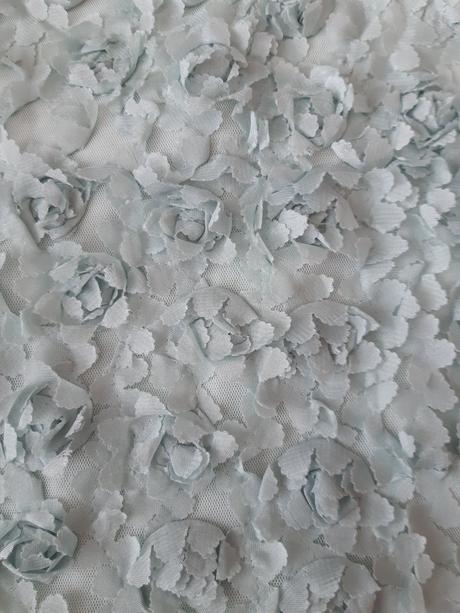 Kvetinkové 3d šatičky, 86