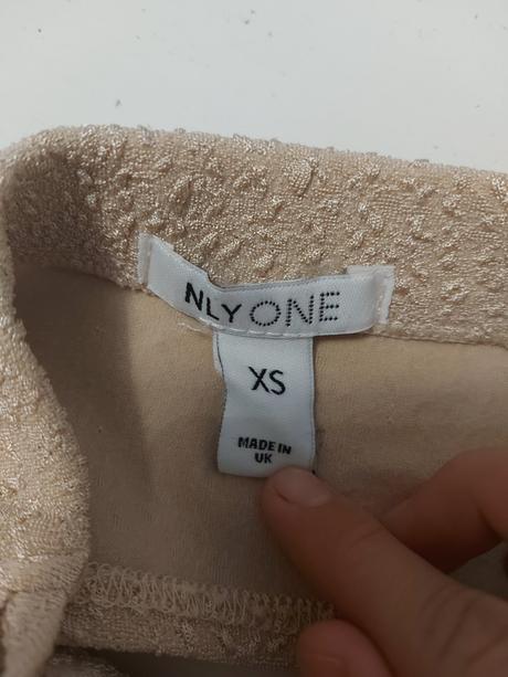 Crop top, holý chrbát, xs