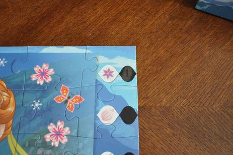 Puzzle 30 a hra 2v1 frozen, 