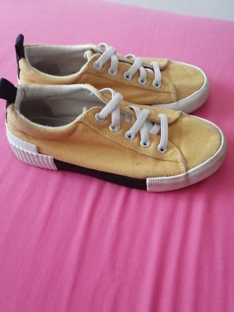 Tenisky, reserved,31