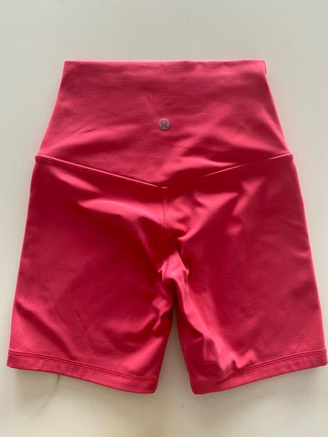 Leginove sortky lululemon, 30