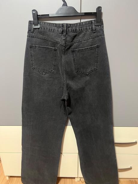 Rifle roztrhané, bershka,m