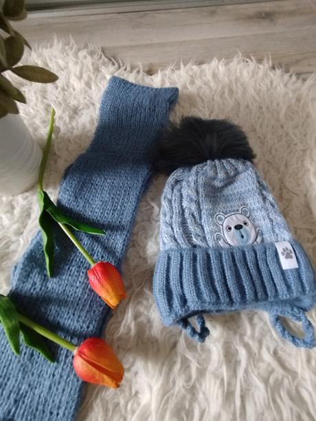 Set čapica a šál, 74