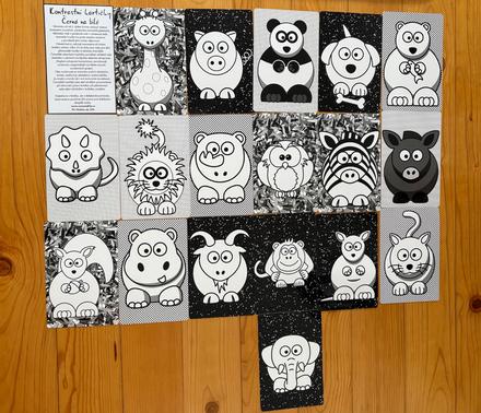 Kontrastne karticky cierna na bile top stav, 