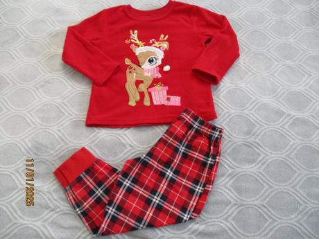 Teplé pyžamko, 104