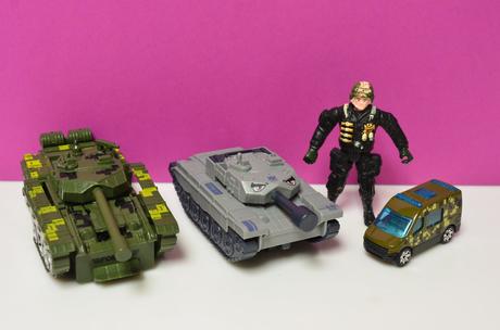 Tanky vojaci zbrane, 