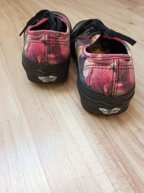 Dievčenské tenisky - veľ.35 zn.vans, vans,35