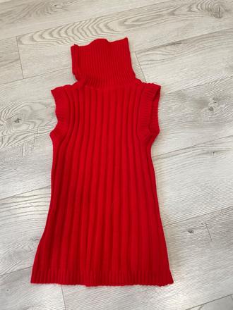 Červená svetro-vesta, s