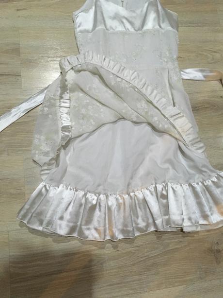 Zaujímavé saty146, 146