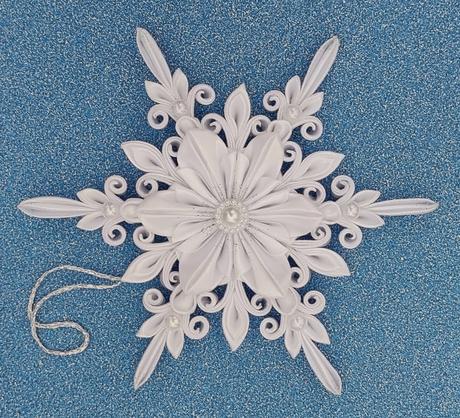 Jemná saténová vločka, 