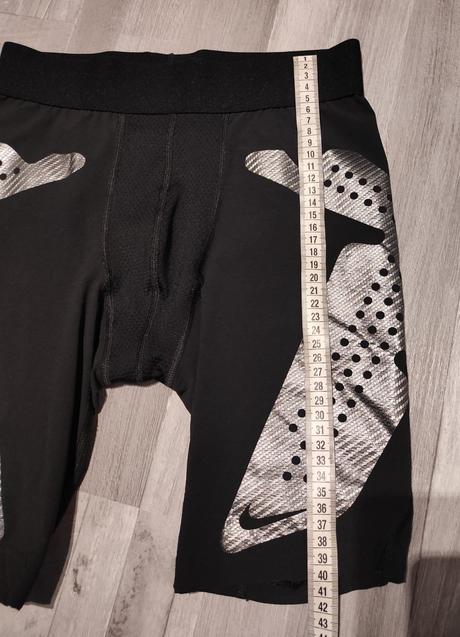 Kompresne šortky niké s, nike,s