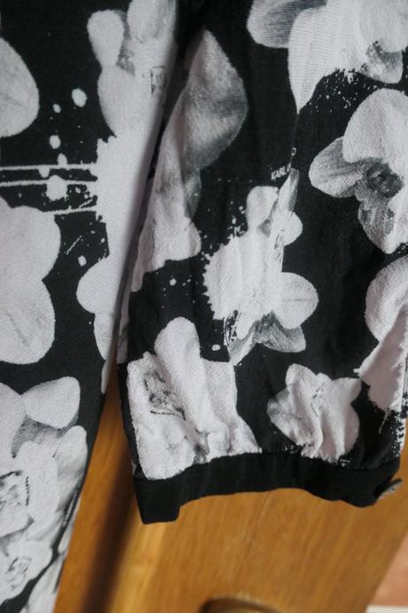 Karl lagerfeld super lezerne, pohodlne,vzdusne l, l