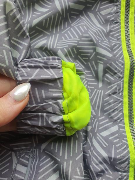 Tenka sustakova bundicka, kiki&koko,122