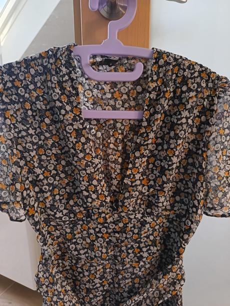 Šaty s hlbším výstrihom, topshop,s