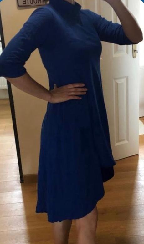 Kráľovsky modré asymetrické šaty s/m, 38