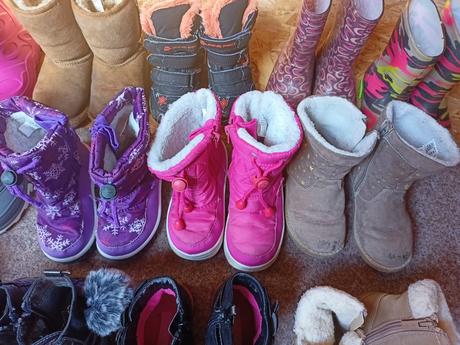 Dievčenské topanky, rozne velkosti, od 21-28, 24