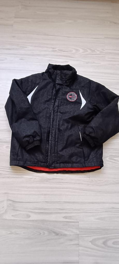 Zimná vetrovka, 146